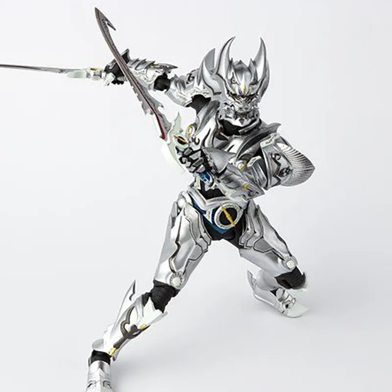 BANDAI S.H. Figuarts Garo  The Beast Flame Engraving Silver Tooth Knight Scale Figures-2