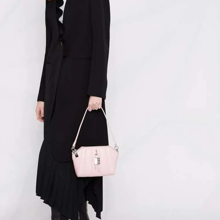 Givenchy Antigona Lock Bag Xs Pink-4