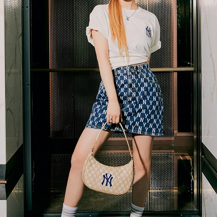 MLB Monogram Collection Artificial Leather Polyester Shoulder Bag Mahjong Pochette Women's Cream Latte-8