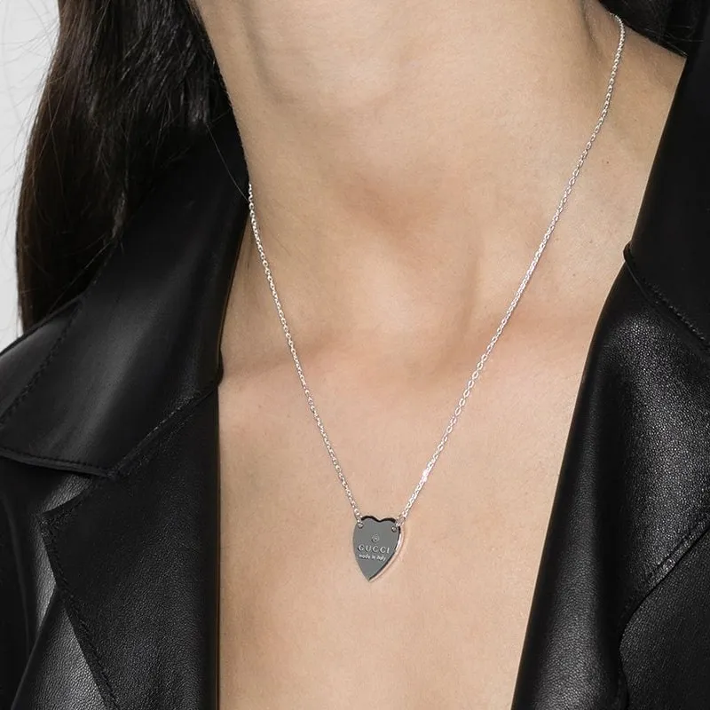 GUCCI Trademark Heart Necklace-4