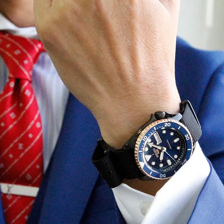 SEIKO Men SEIKO5 Watch-4