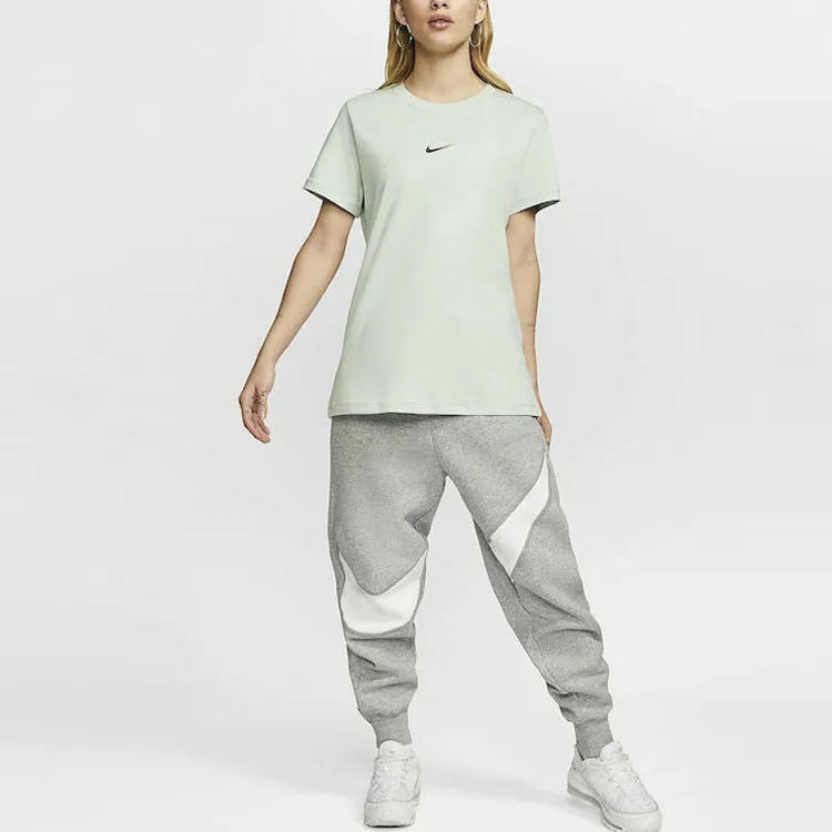 Nike T Shirt Women's Dopamine Dressing Green-2