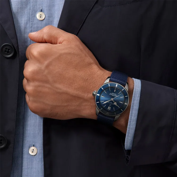 Breitling Men Super Ocean Collection Watch-4