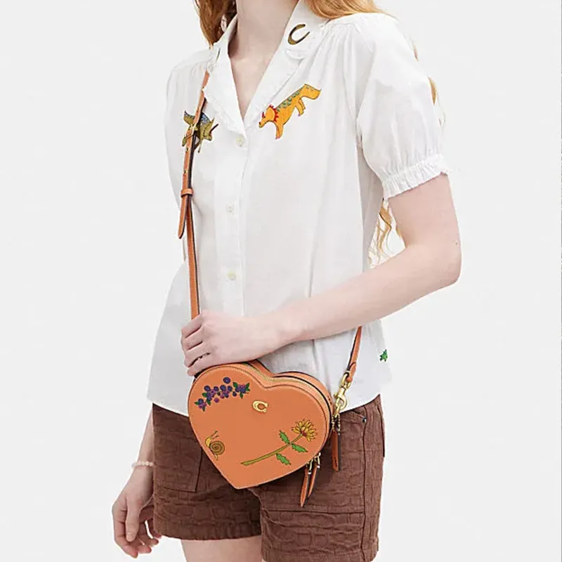 COACH Heart Crossbody Bags-3