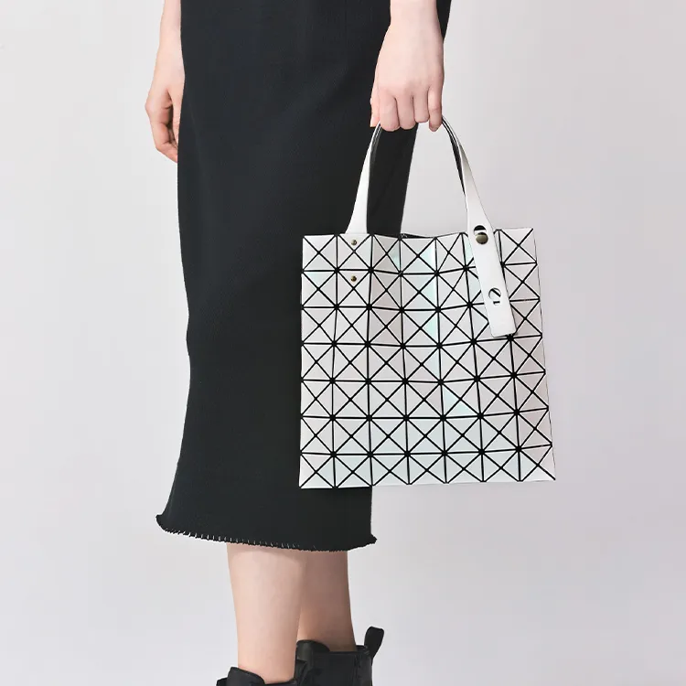 ISSEY MIYAKE Prism Polarization Nylon Tote Bag Shopping Bag Handbag Regular Women's Mother Of Pearl Pink-4