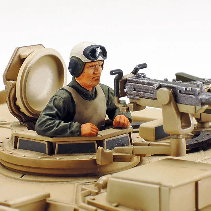 Tamiya Armored Vehicle Collection US M1A2 Abrams Main Battle Tank Model Kits-4