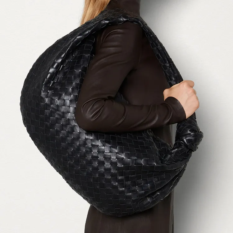 Bottega Veneta JODIE Leather Dumpling Bag Clutch Medium Size Women's Black-4