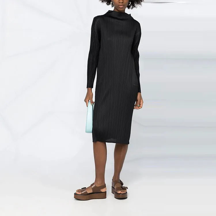 PLEATS PLEASE ISSEY MIYAKE Long-Sleeved Dresses Women's Black-1