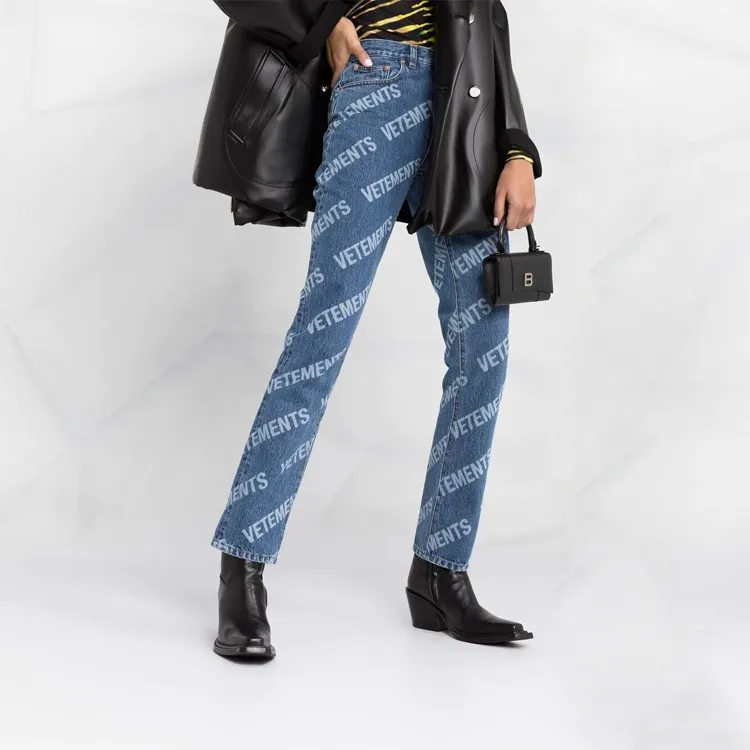 Vetements Jeans Women's Blue-1