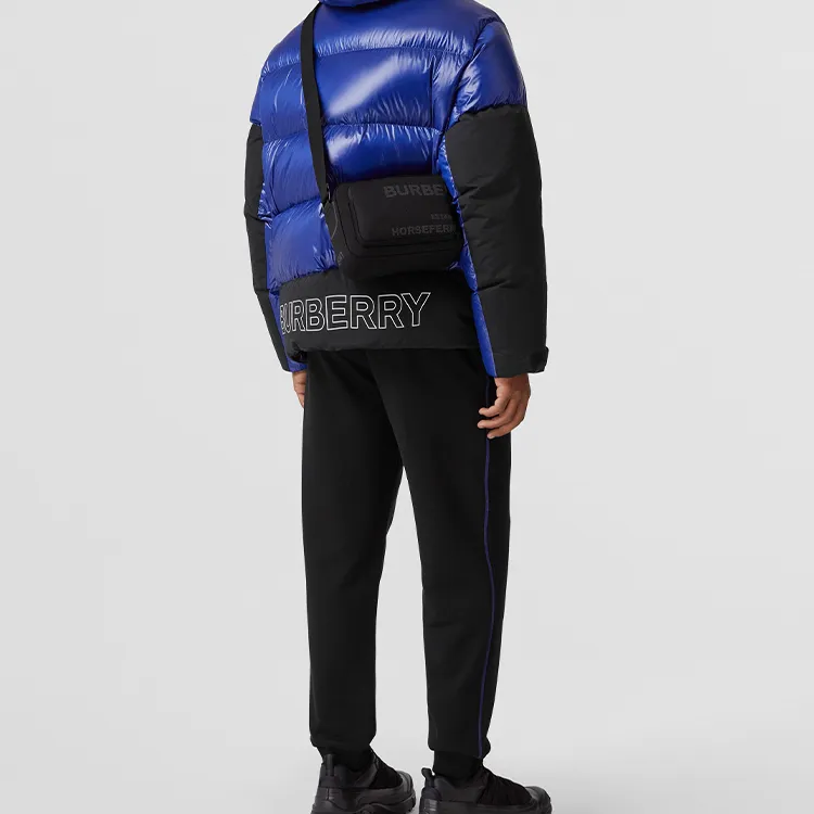 Burberry Horseferry Calfskin Decoration Messenger Bag, Shoulder Bag, Crossbody Bag Regular Men's Black-9