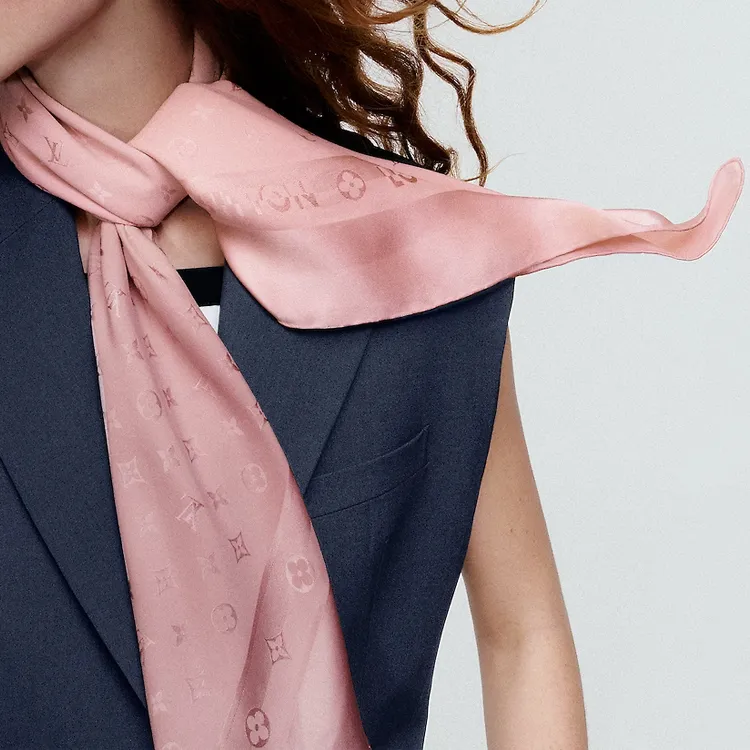 LOUIS VUITTON Croisette Silk Scarves Women's Pink-3