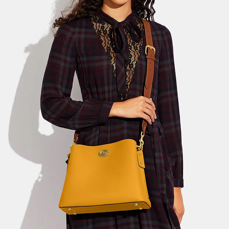 COACH Willow Pebbled Leather Tote Bag, Shopping Bag, Handbag, Shoulder Bag Women's Yellow-5
