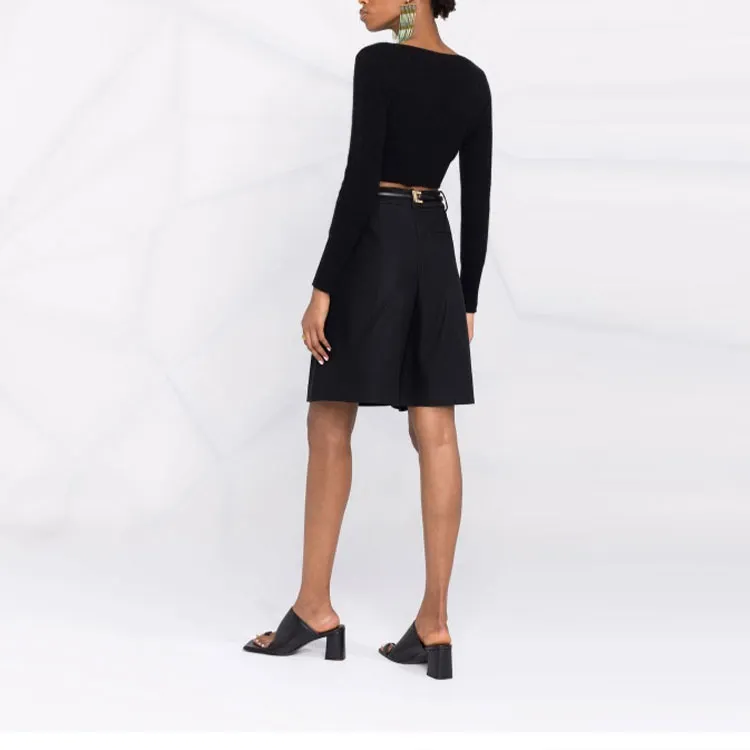 Jacquemus FW21 Slim Fit Sweater Women's Black-2