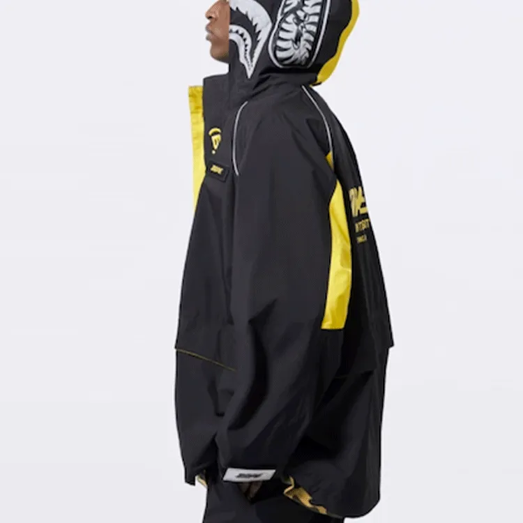 A BATHING APE A BATHING APE In Transit Shark Short Sleeve Pullover Hoodie-7