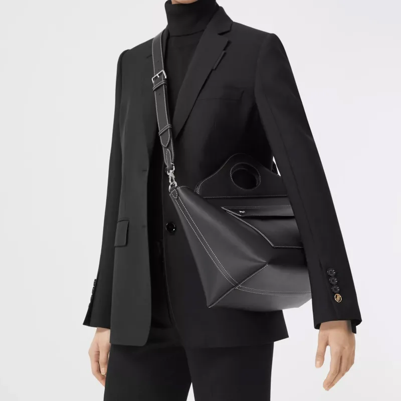 Burberry Pocket Bag Cow Leather Crossbody Bag, One Shoulder Handbag Women's Black-5