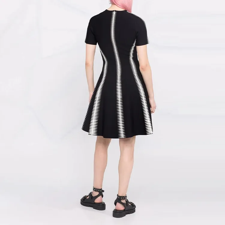 Alexander McQueen Short Sleeved Dresses Women's Black-2