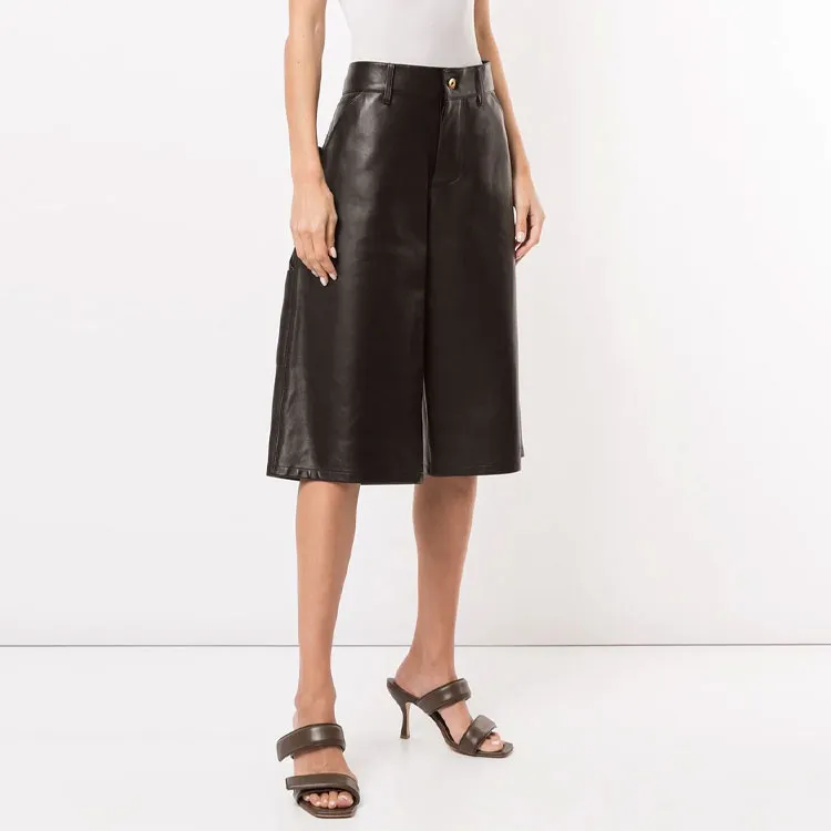 Bottega Veneta Casual Shorts Women's Black-3
