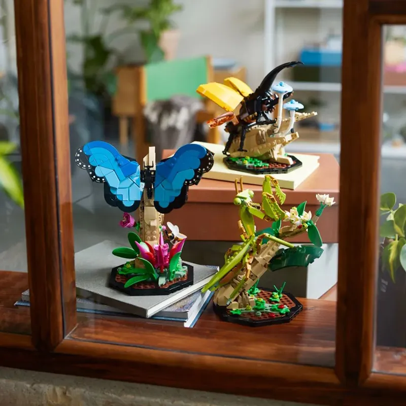 LEGO Ideas The Insect Collection Set 21342-20