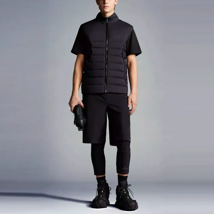 Moncler SS22 Casual Shorts Men Black-1