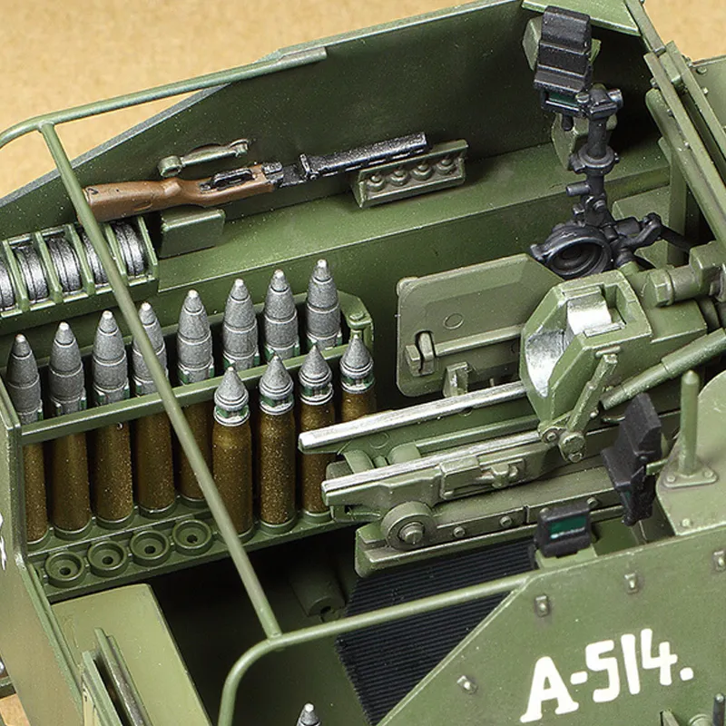 Tamiya 1 35 Russian SU 76M Self Propelled Artillery Model Kits 14.6cm-6