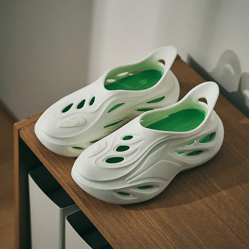 361° Yuyu Whale Clogs Women's-7