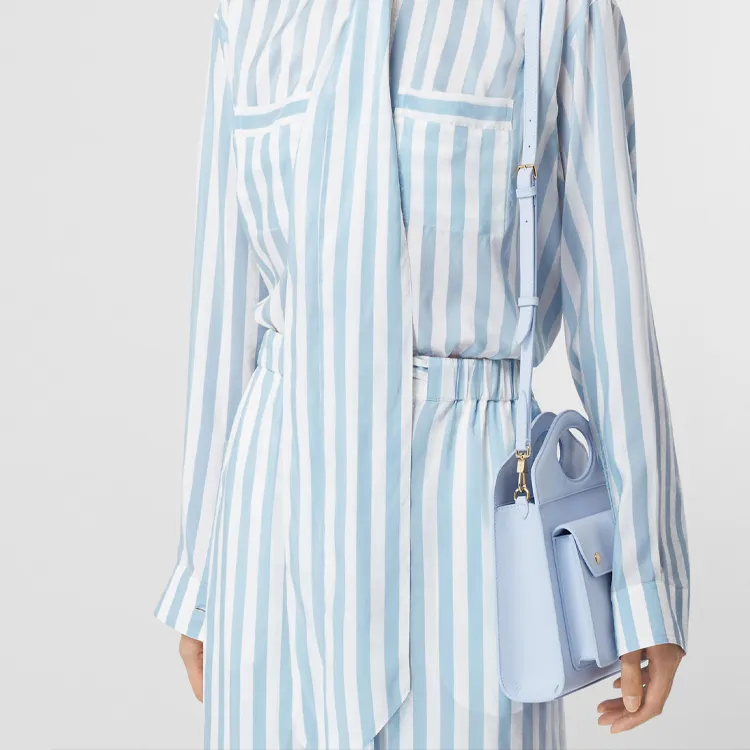 Burberry Pocket Bag Cow Leather Tote Bag Shopping Bag Shoulder Bag Crossbody Bag Handbags Mini Women's Blue-4