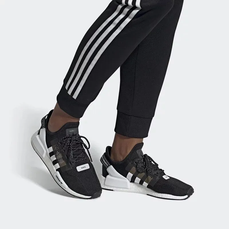 Adidas Originals NMD_R1 V2 'Core Black'-6