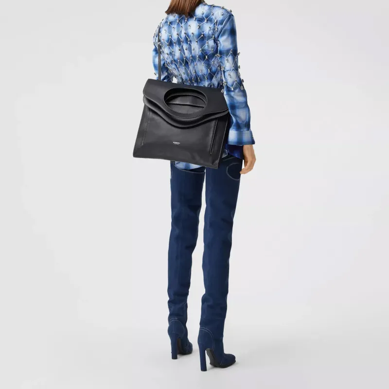 Burberry Pocket Bag Nylon Thread Small Leather Tote Portable Crossbody Bag Shoulder Bag Women's Black-7
