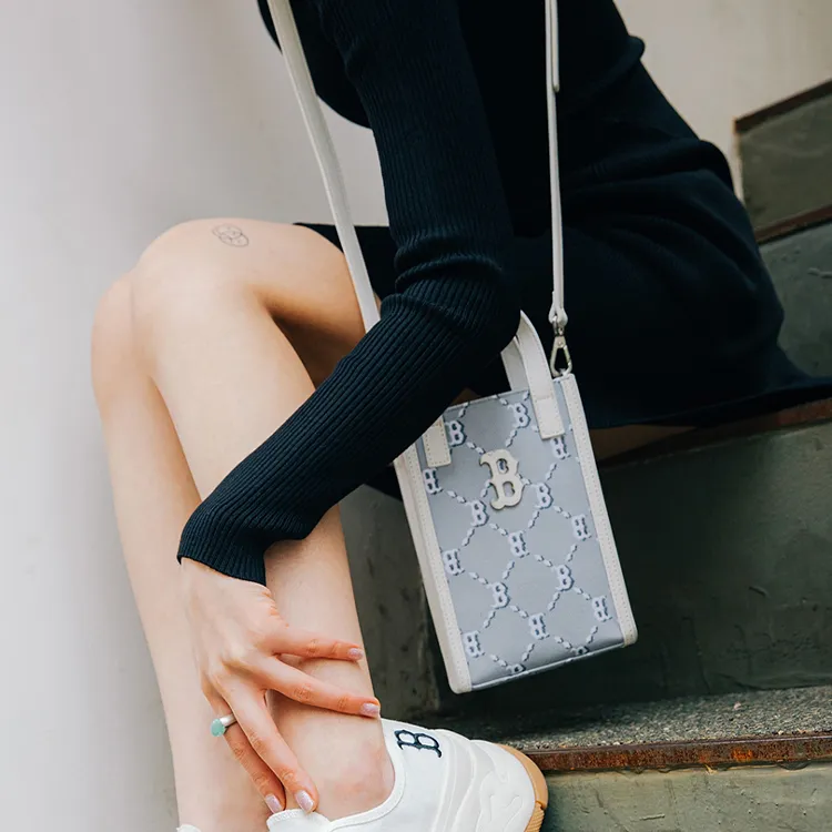 MLB Monogram Collection Cellphone Pouches Gray White-5