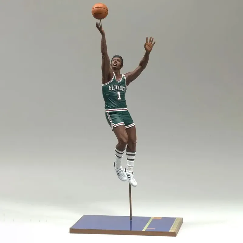 McFARLANE NBA Star Characters Mike Flanagan Season 2 Scale Figures Medium-2