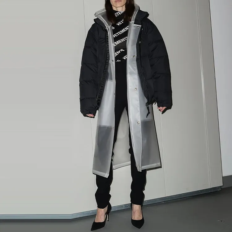 Vetements FW21 Letter Solid Color Stand Collar Down Jacket Unisex Black-1