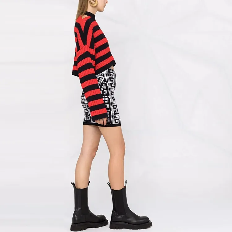BALMAIN FW21 Loose Fit Sweater Women's Black Red-3