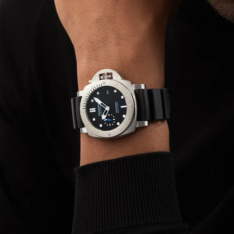 PANERAI Men SUBMERSIBLE Collection Watch-4