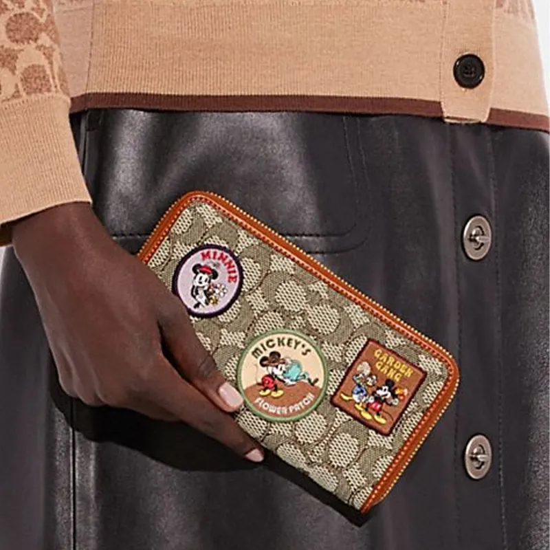 COACH Disney Collaboration Accordion Zip Jacquard Fabric Card Holder Wallet Women's Brown-4