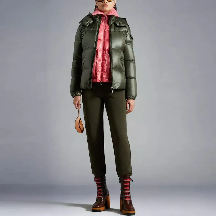 Moncler Women's Fourmine Short Down Jacket Green-1