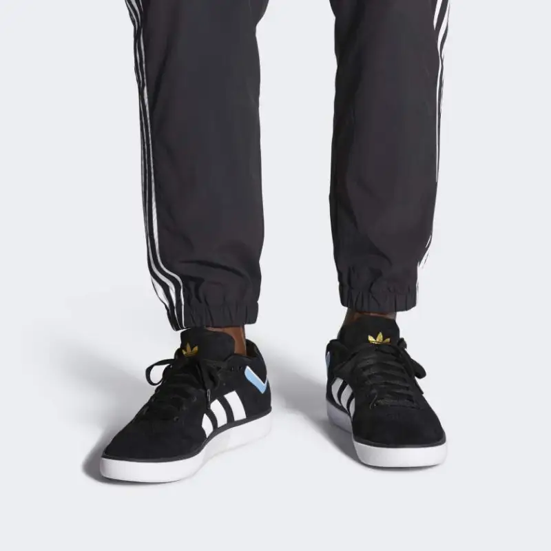 Adidas Pro Model Tyshawn Jones Core Black-4