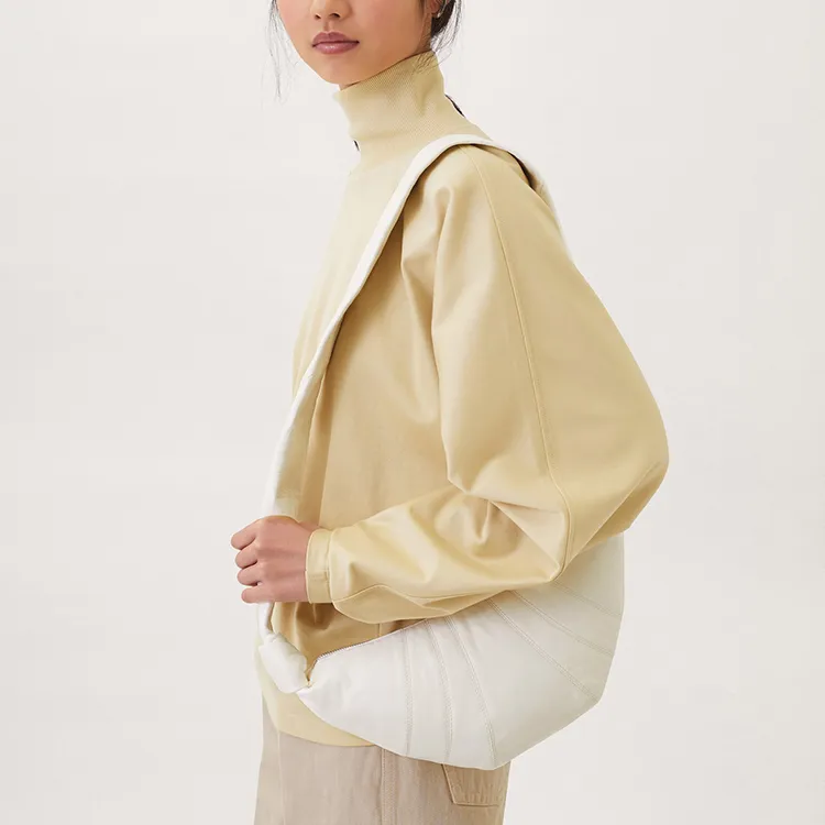 Lemaire Croissant Series Lambskin Croissant Bag, Shoulder Bag, Crossbody Bag Trumpets Unisex White-2