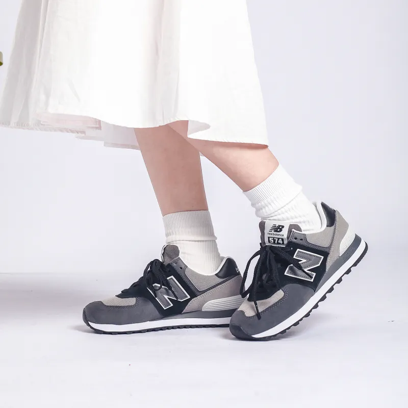 New Balance 574 Grey Black Women's-7