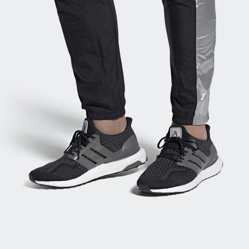 Adidas Ultra Boost 5.0 Dna Nasa Core Black Iron Metallic-6