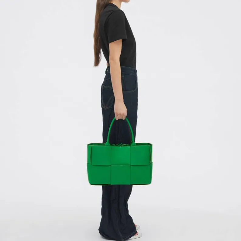 Bottega Veneta Arco Intreccio Tote Bag Medium Parakeet-3