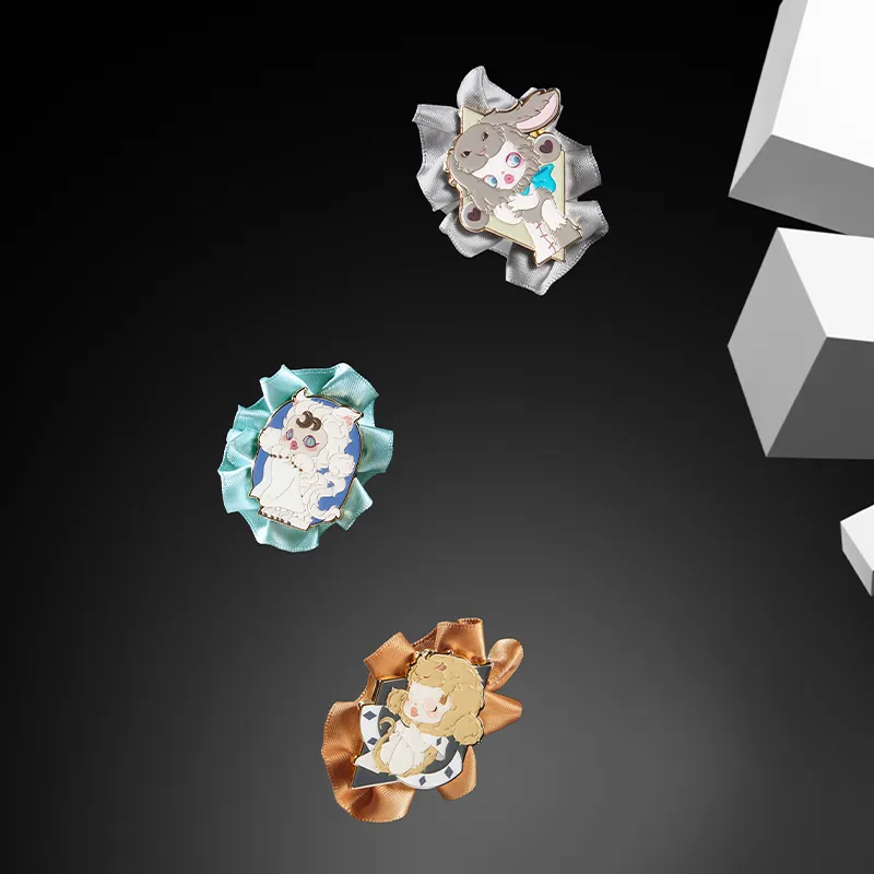 POP MART SKULLPANDA Daily Wonderland Collection Badge Blind Box Products Single Mystery Box/Full Box 12 Pcs-1