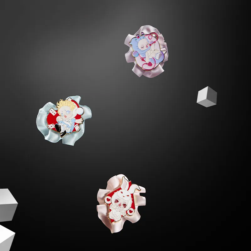 POP MART SKULLPANDA Daily Wonderland Collection Badge Blind Box Products Single Mystery Box/Full Box 12 Pcs-2