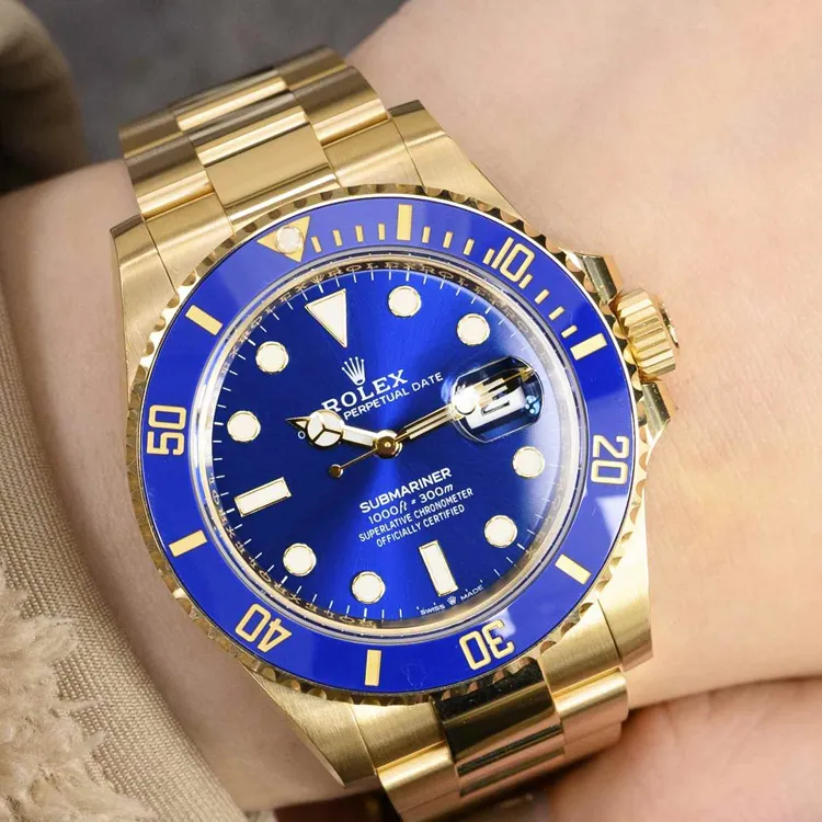 ROLEX Submariner Date 126618LB-2