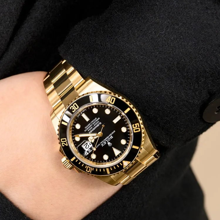 ROLEX Submariner Date 126618LN-3