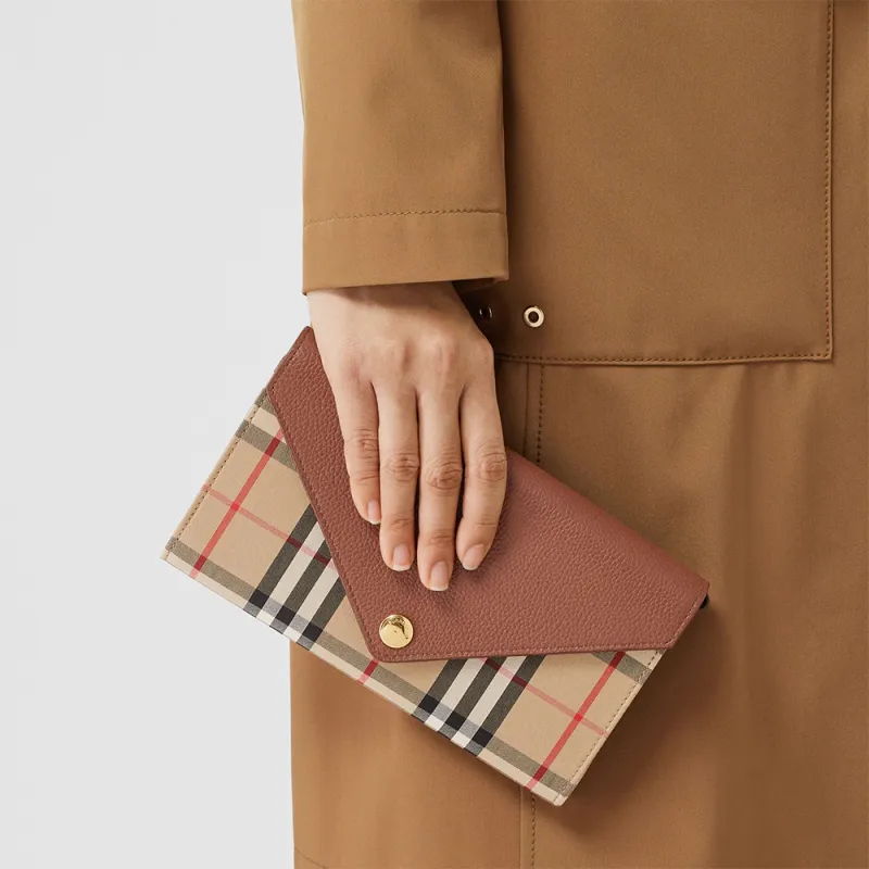 Burberry Vintage Fabric With Leather Crossbody Bag, Shoulder Bag Women's Burgundy & Tan-8