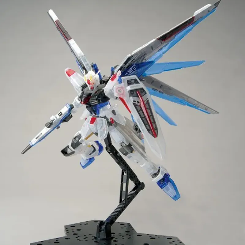 BANDAI FULLMECHANICS 1/100 Gundam Base Limited ZGMF X10A Freedom Gundam Ver.GCP Multicolor Transparent Hobby Model-2