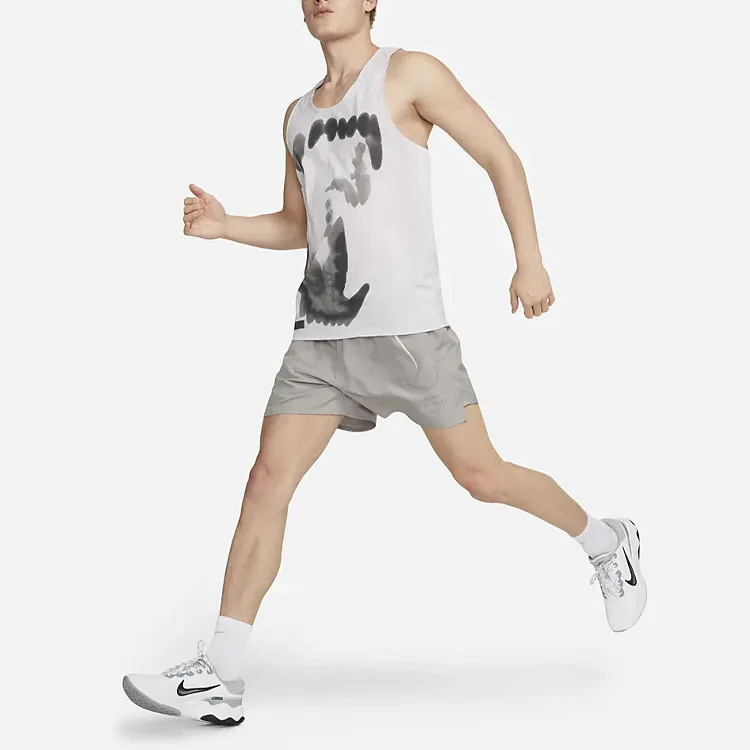 Nike Dri FIT Adv Run Division Pinnacle Men's Running Tank-2