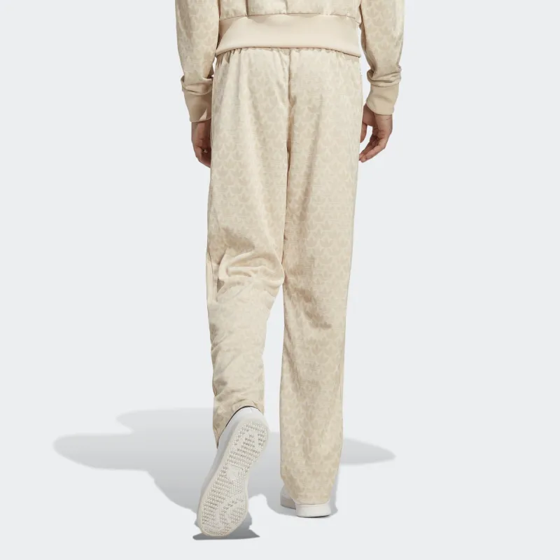 Adidas Originals GRAPHICS MONOGRAM Knitted Sweatpants Men's Ecru-1