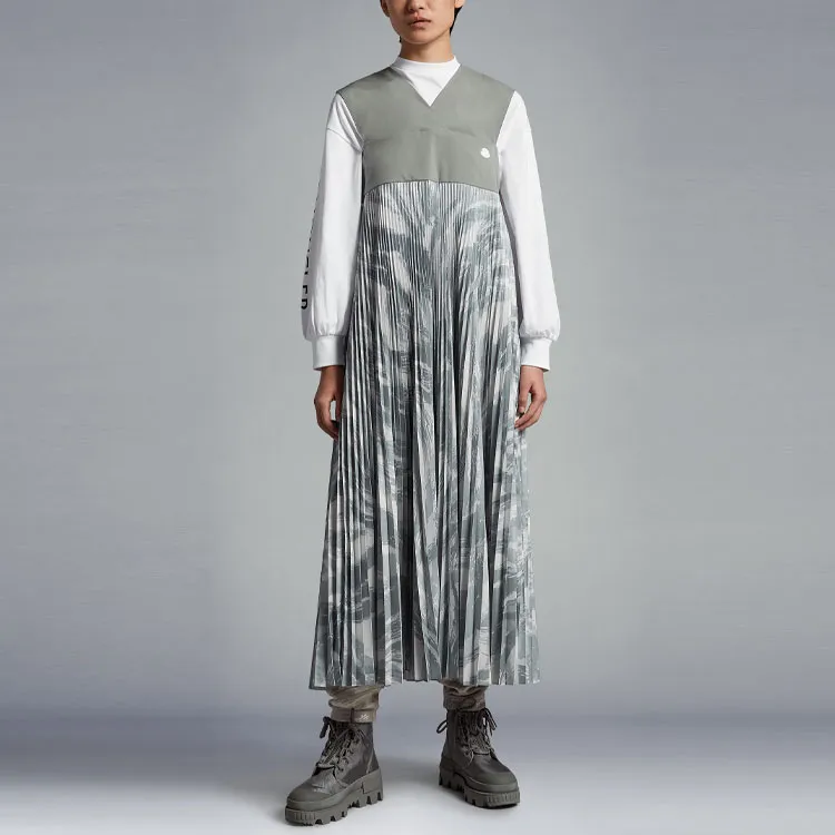 Moncler X Hyke V-Neck Pleated Dress-2