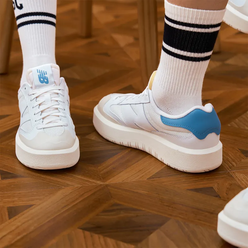 New Balance 302 White Heritage Blue Sea Salt-5